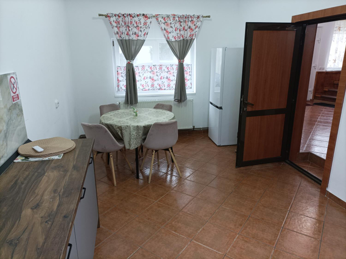 Others 3, Casa OALPEM, Rasnov