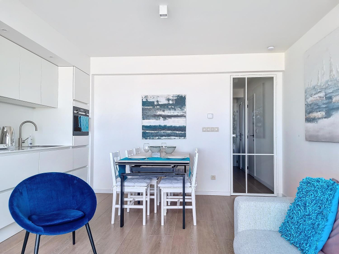 Others 3, Luxe app Knokke-Heist met strand cabine, West-Vlaanderen