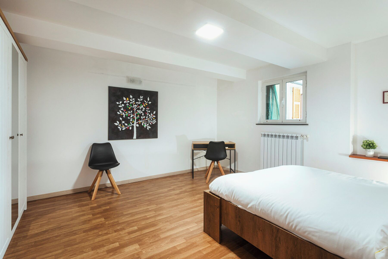 Bedroom 5, Casana Downtown by Wonderful Italy, Genova