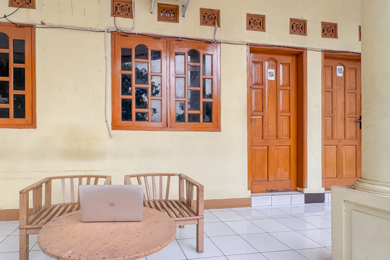 Others, RedDoorz @ Kuning GH Jatinangor, Sumedang