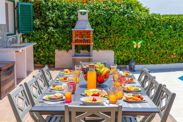 Food & Drinks 4, Villa Laiya, Albufeira