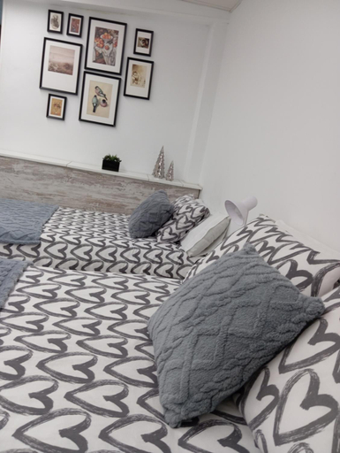 Others 3, apartamento genil, Granada