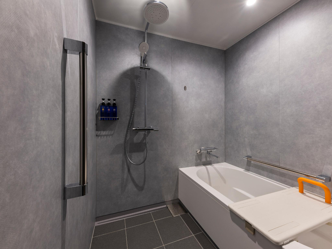 Bathroom 30