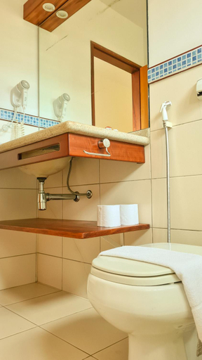 Bathroom, Canto dos Passaros Suites, Ubatuba