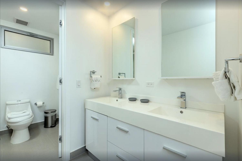 Bathroom, Breath Taking Beach Front Views Condo Eagle Beach