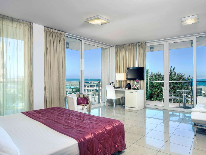 Bedroom 4, Mercure Rimini Artis, Rimini