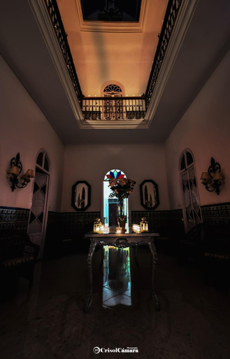Others 3, HOSTAL LA CRUZ 1872, Cádiz