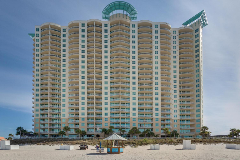 Aqua Resort 811, Bay