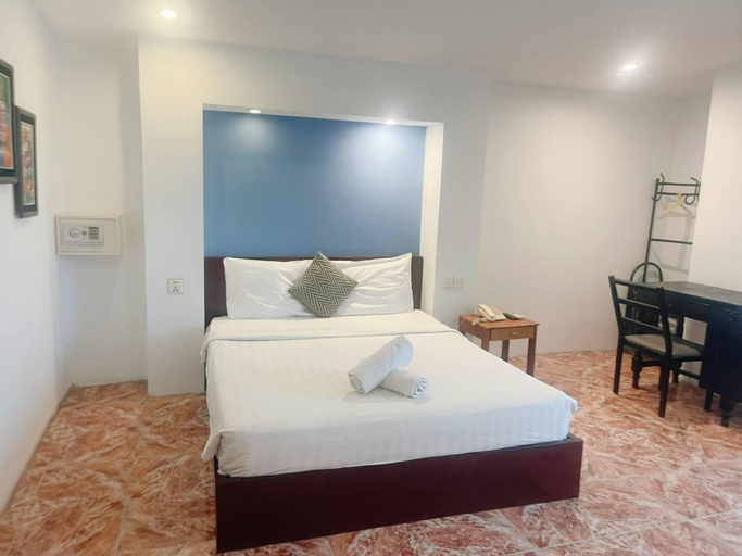 Bedroom 9