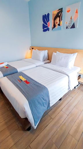 Bedroom 13