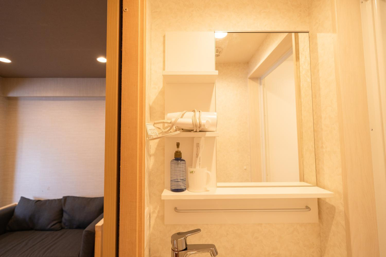 Bathroom 2, A池袋C1出口徒歩5分 2LDK まるまる貸切 衛生設備充実 コンビニとミニスーパー集中 買い物便利, Toshima