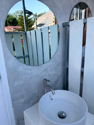 Bathroom 9