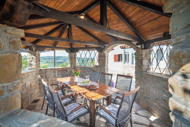 Others 4, Boutique House Rustikana with pool Korte, Piran