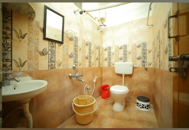 Bathroom, Tirupati SVP Homestay, Chittoor