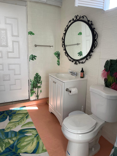 Bathroom 2, Habitacion Centrica Calle 8 Miami (2), Miami-Dade