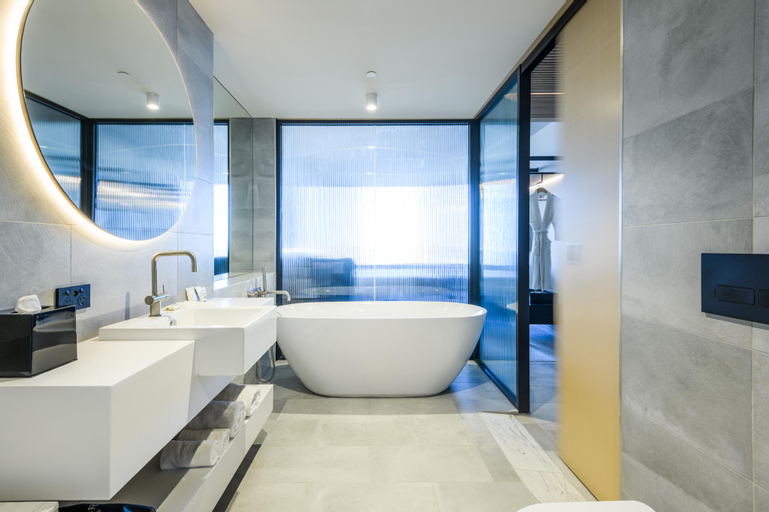 Bathroom 4