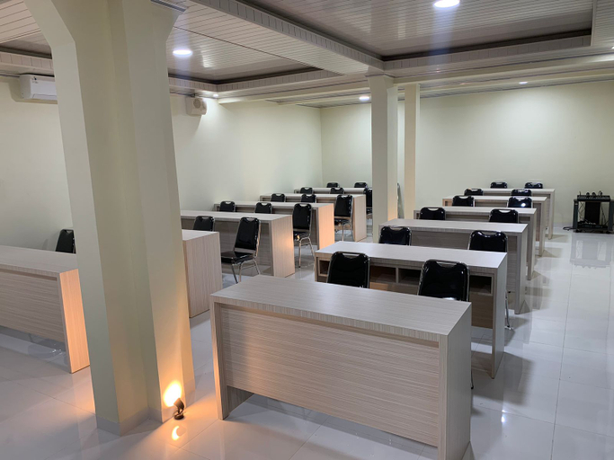 Others 2, Alula Hotel Malingping, Lebak