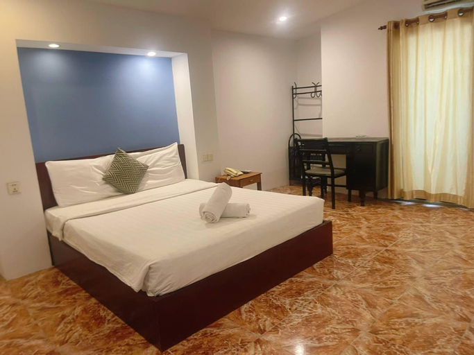 Bedroom 15