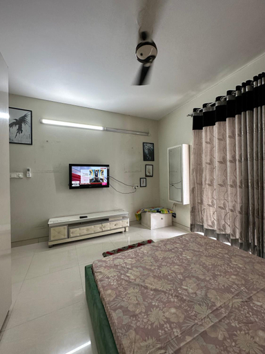 Others 3, GreyRooms, Dhaka
