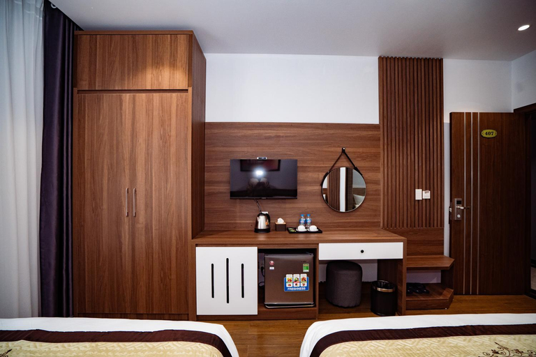 Others 5, Navy Hotel, Hạ Long
