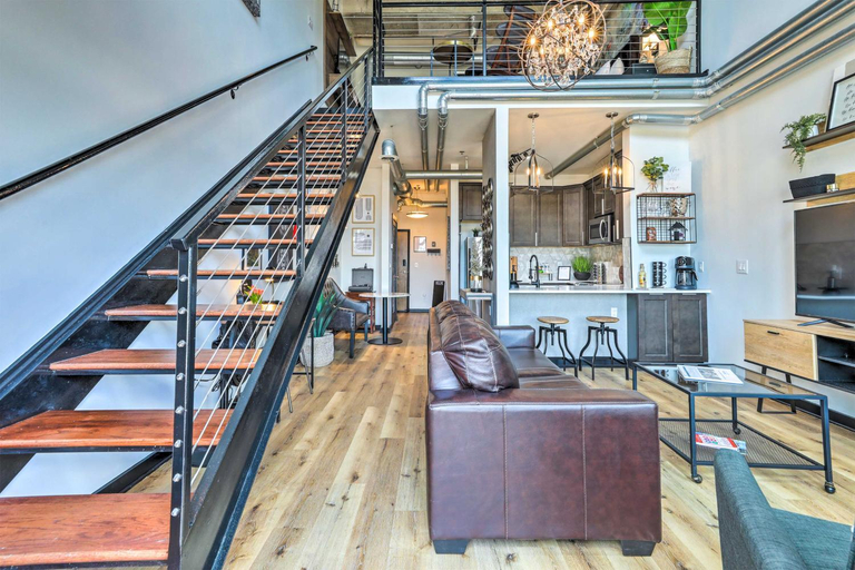 Others 5, Central Atlantic Station Loft in Walkable Location, Atlanta