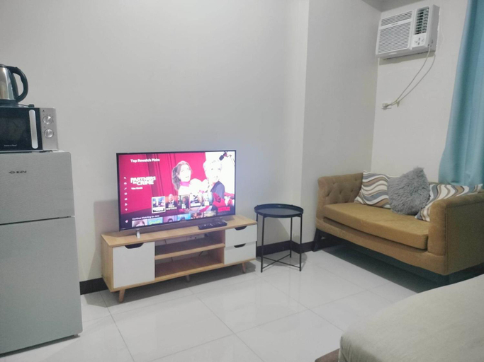Others 4, 101 Newport Boulevard near NAIA Terminal 3, Pasay City