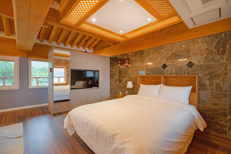 Bedroom 4, wangkyeong hanoak poolvilla, Gyeongju