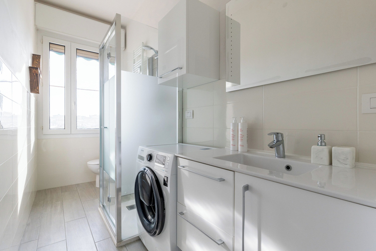 Bathroom 4, Charming Mazzini Apartment by Wonderful Italy, Bologna