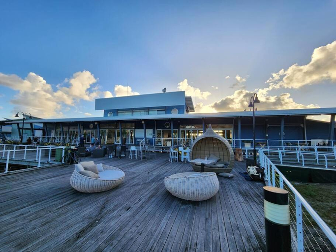 Others 2, Water View. 1bedroom Sleeps 2. WI-FI, Wash Machine, Gold Coast