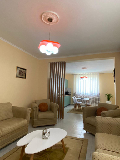 Others 2, Guest house tirana, Tiranës