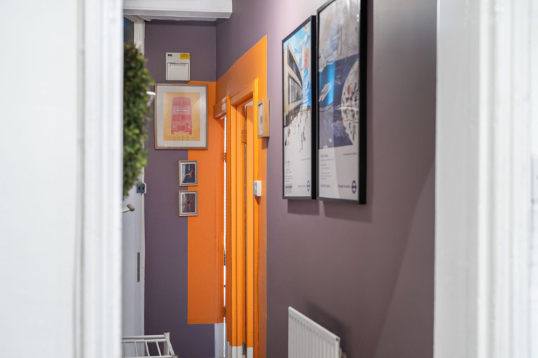 Others 4, Claremont Apartment A - London, London