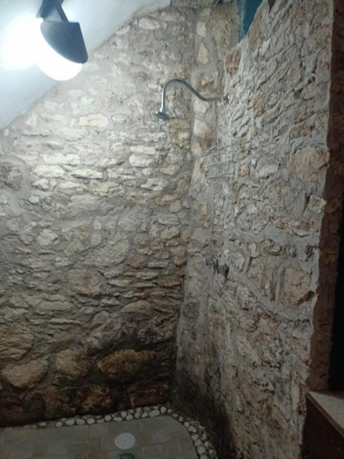 Others 4, Casa Flores, Vetagrande