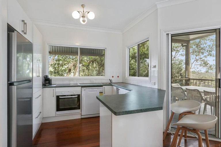 Home View 10B Yarrong, Redland Bal