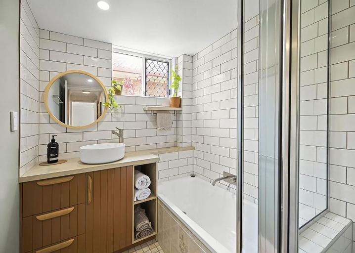 Bedroom 4, Hoppy's Place, Coffs Harbour - Pt A