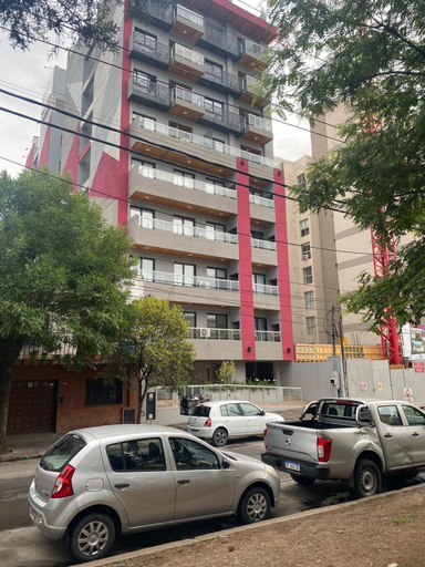 Others 2, 3A Alto Veinte, Capital