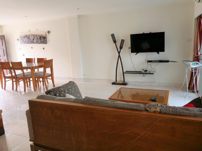 Others 5, big appartment soi 5, Pattaya
