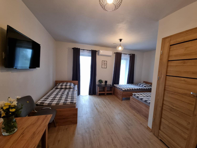 Bedroom 1, Pokoje pod Wietrznia, Kielce City