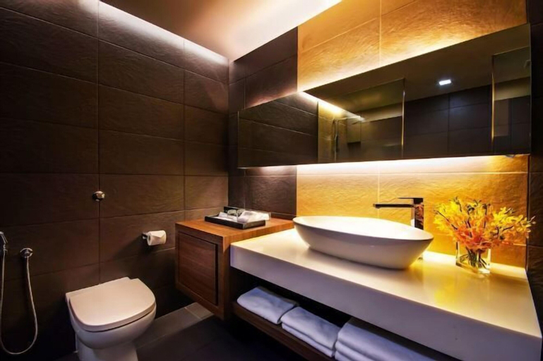 Bathroom 2