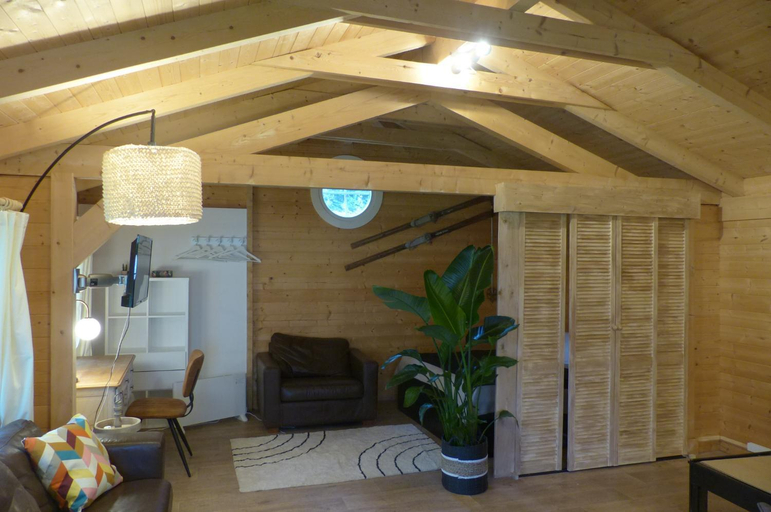Others 4, Wood-and-work, Brabant Wallon