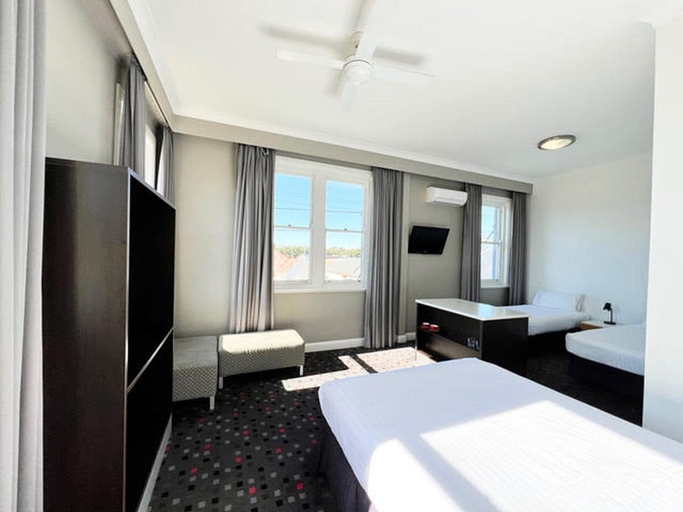 Bedroom 10