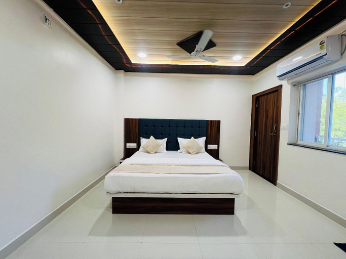 Others 3, Hotel Hari Palace, Ujjain