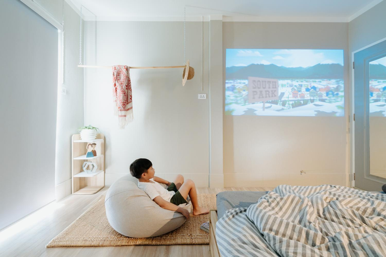 Bedroom 2, Dokdin's Family, Phuket Island