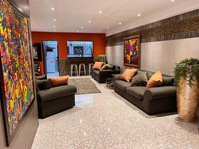 Others 3, Solitaire Guest Apartments, City of Tshwane
