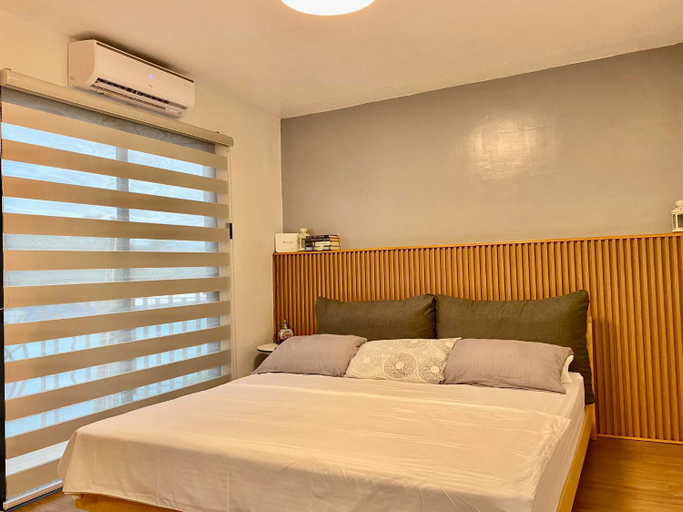 Others 4, Modern 1BR with King Bed beside SM Mall, Davao City