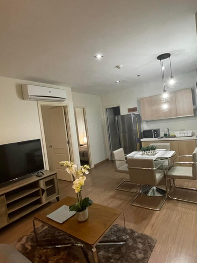 Others 5, Homestead, Makati City