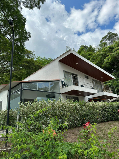 Exterior & Views 2, Complejo Turístico Hotel Ganbare, Villeta