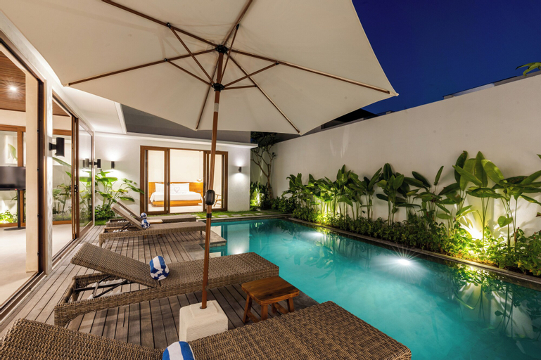 Swimming Pool 10