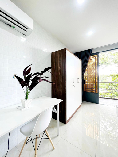 Others 2, Long Home 2 - B01, Ho Chi Minh City