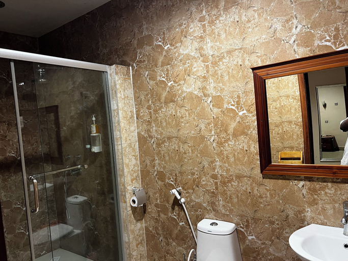 Bathroom, K27 Premier Backpackers, Kinondoni
