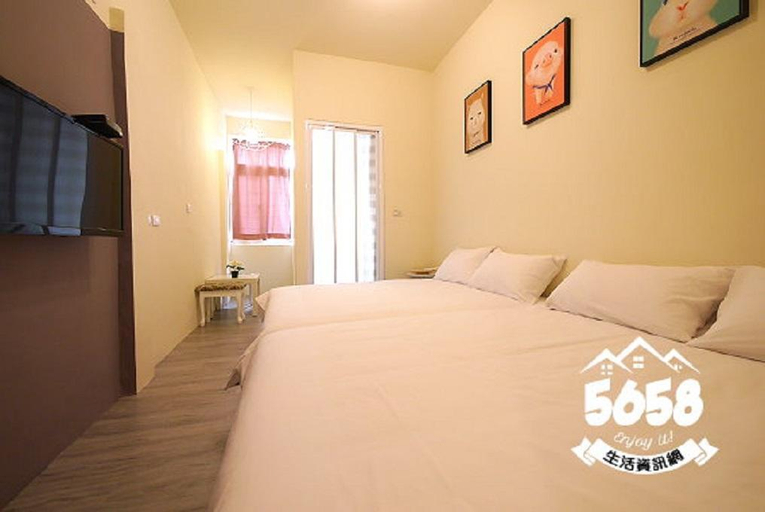 Others 5, JJ Quad room 311 , Taichung